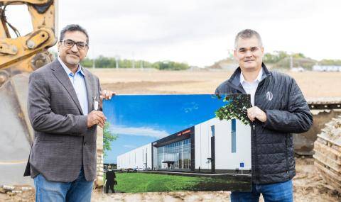 VP of OSCO Balaji Padmanabhan and CEO Steve Woolley