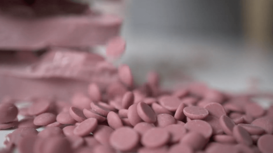 Ruby Chocolate Ice Cream Coatings in Action